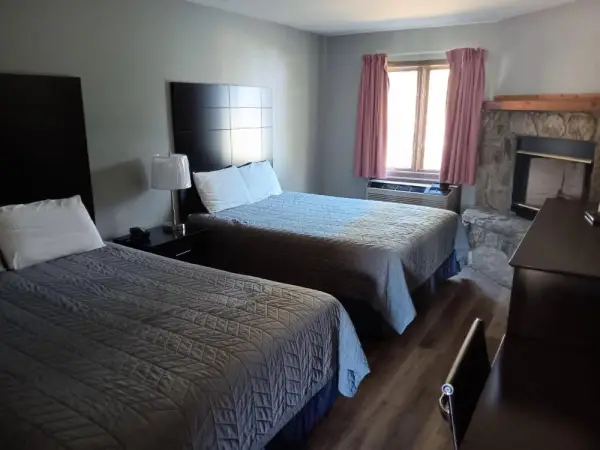 Hofbrau Riverfront Hotel 8